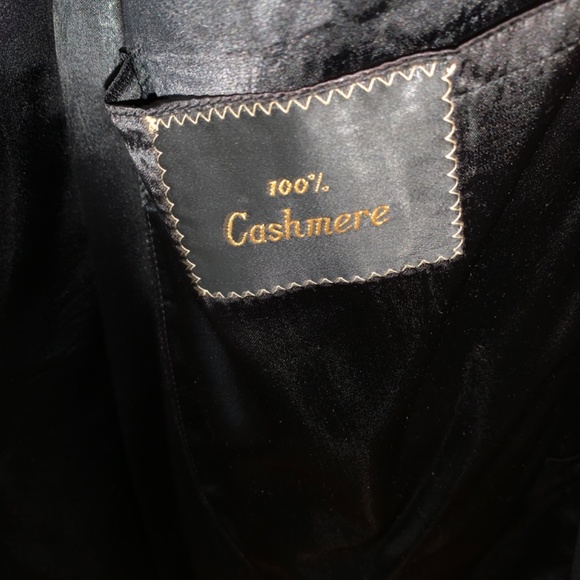 Black Bullock and Jones Coat with fur collar 100% CASHMERE - Picture 3 of 5